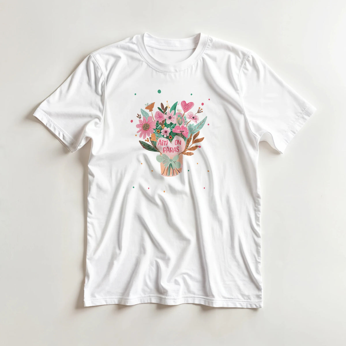 Äiti On Paras - 3XL - 5XL T-paita – tuotekuva