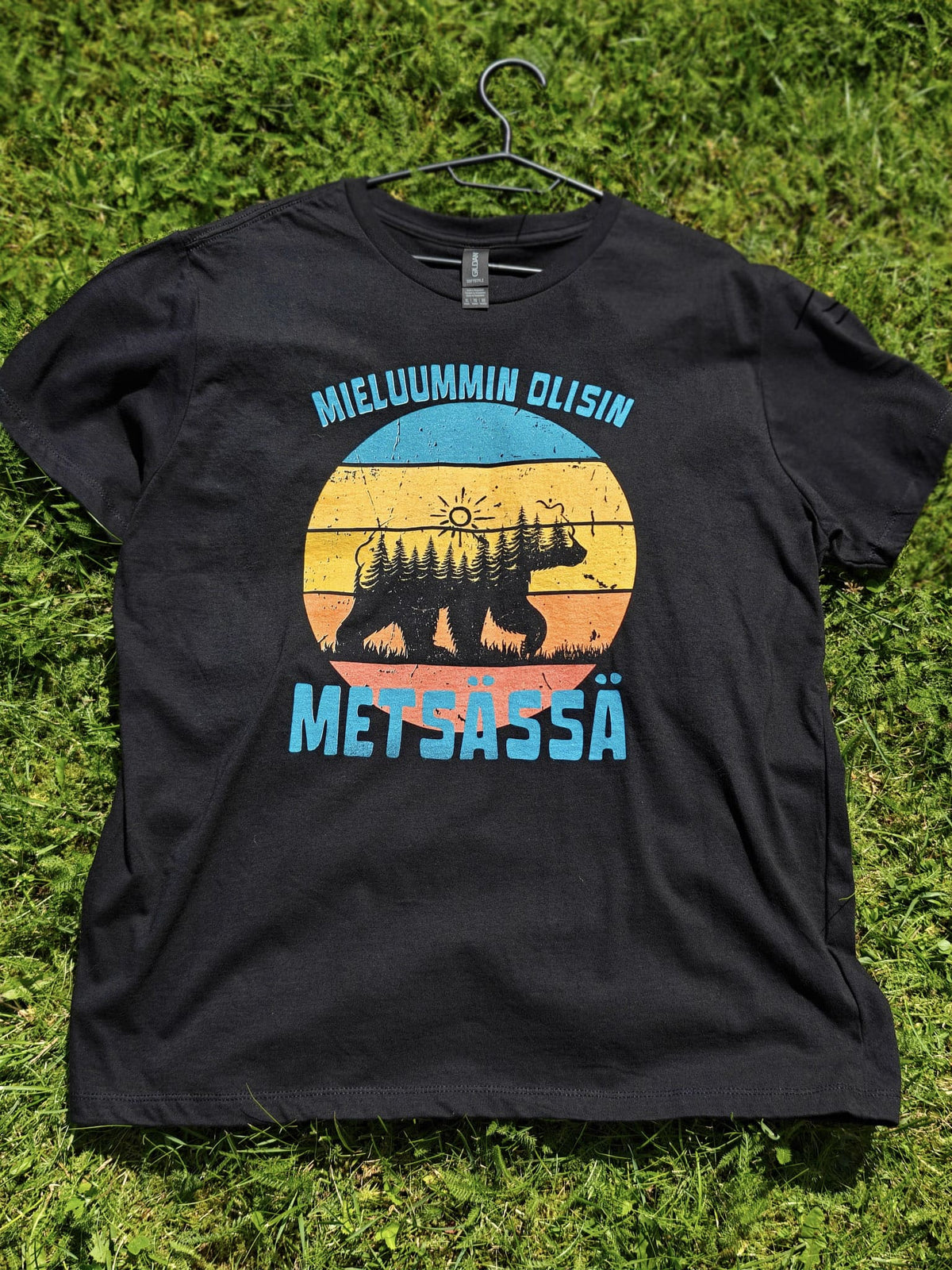 Mielummin Olisin Metsässä Karhu - Naisten T - paita - Mun Paita