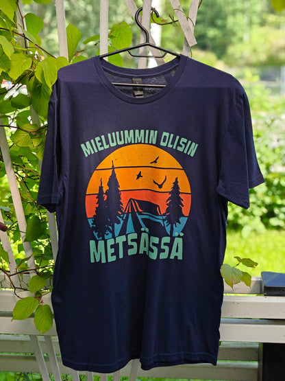 Mieluummin Olisin Metsässä v.6 - Miesten T - paita - Mun Paita